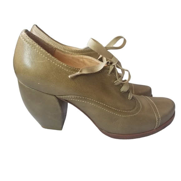 Luiza Barcelos heeled lace up oxfords - Picture 1 of 11